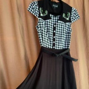 *SOURPUSS*  Line Dance Dress